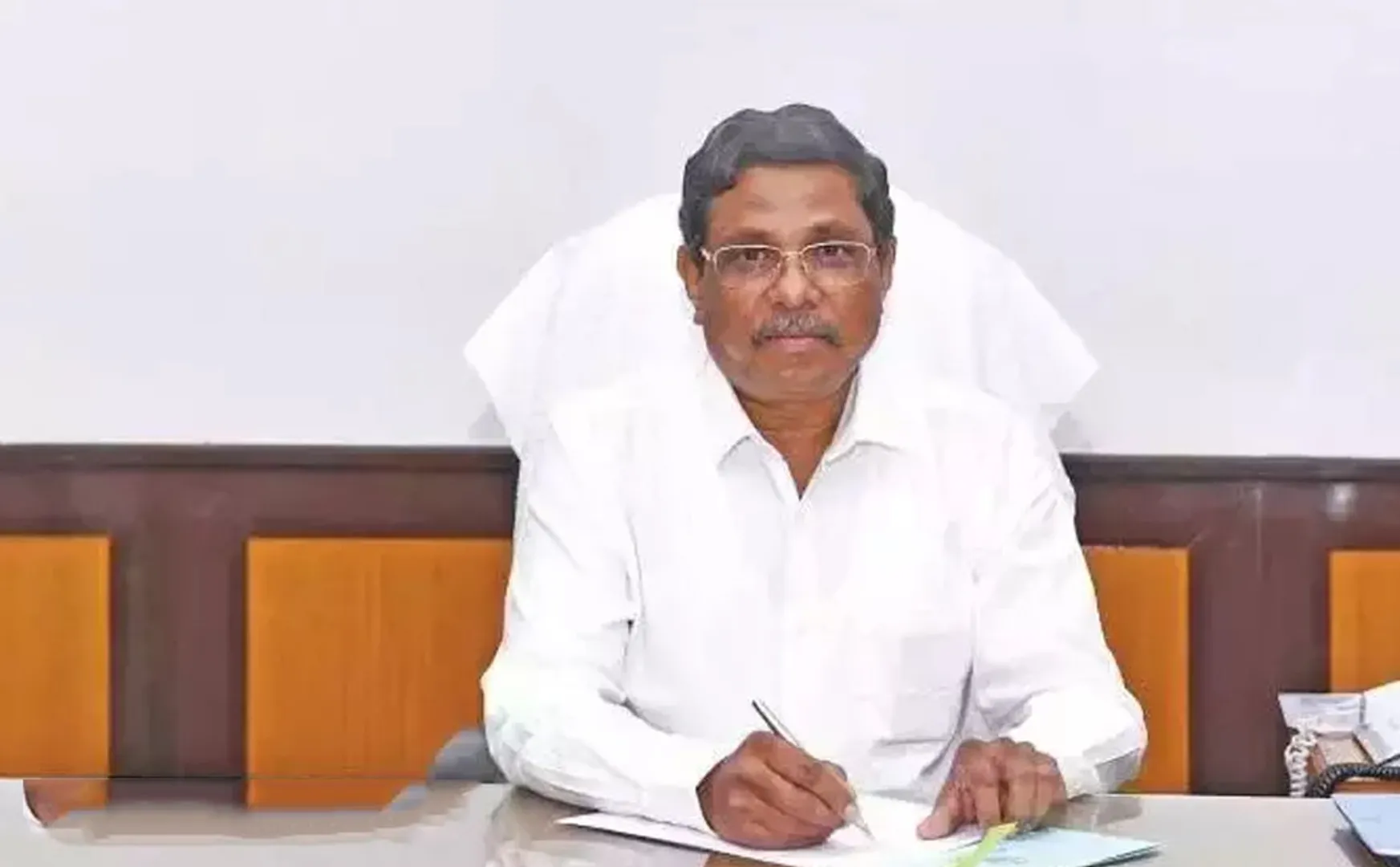tamilnadu chief secretary shanmugam discussion to district collectors 